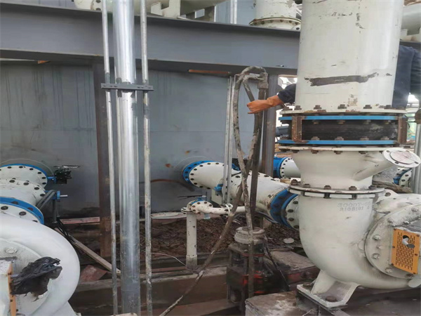 西区设备基础沉降下沉注浆加固增加荷载